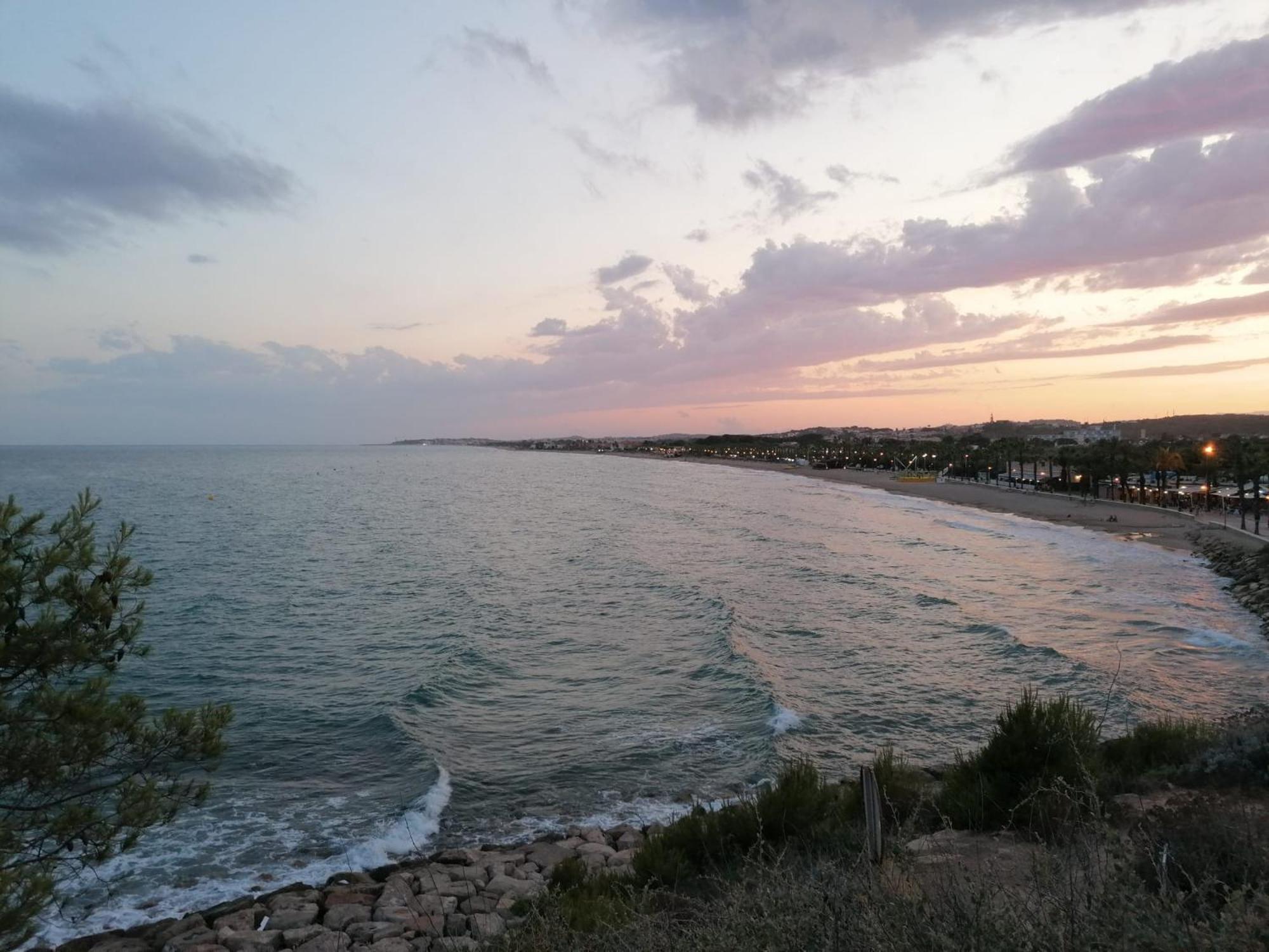 Lluna Beach Bara Roda de Bará 외부 사진