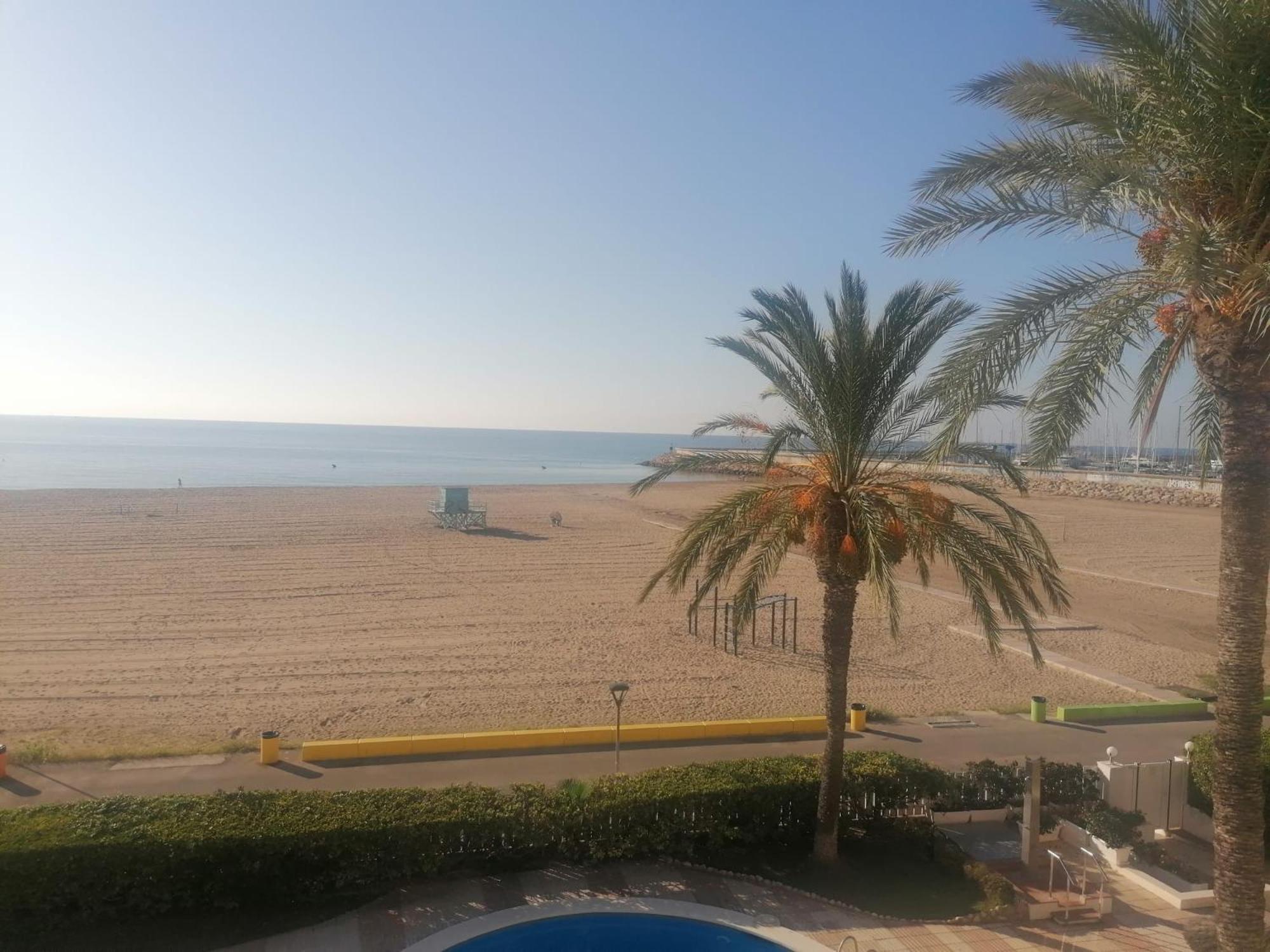 Lluna Beach Bara Roda de Bará 외부 사진