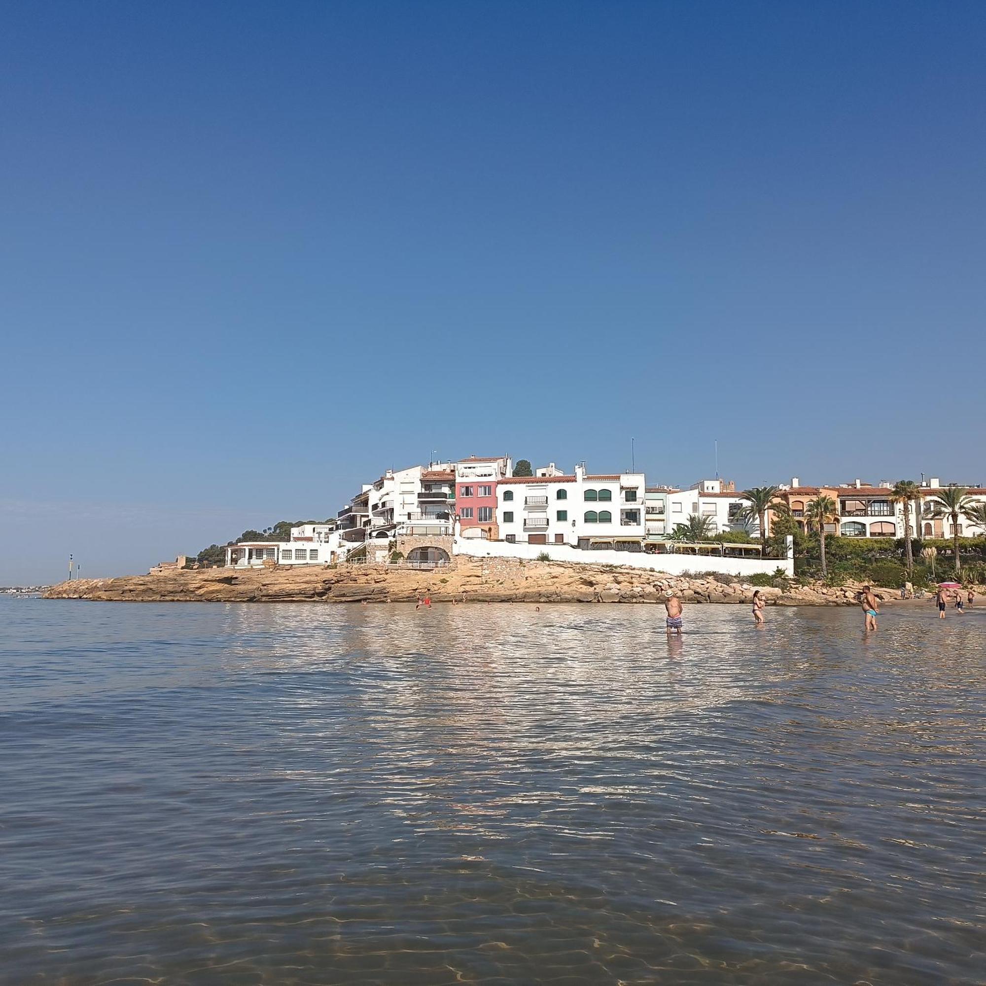 Lluna Beach Bara Roda de Bará 외부 사진